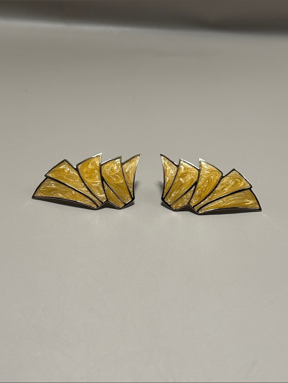 Costume Gold Tone Fan-Style Ear Crawler Earrings